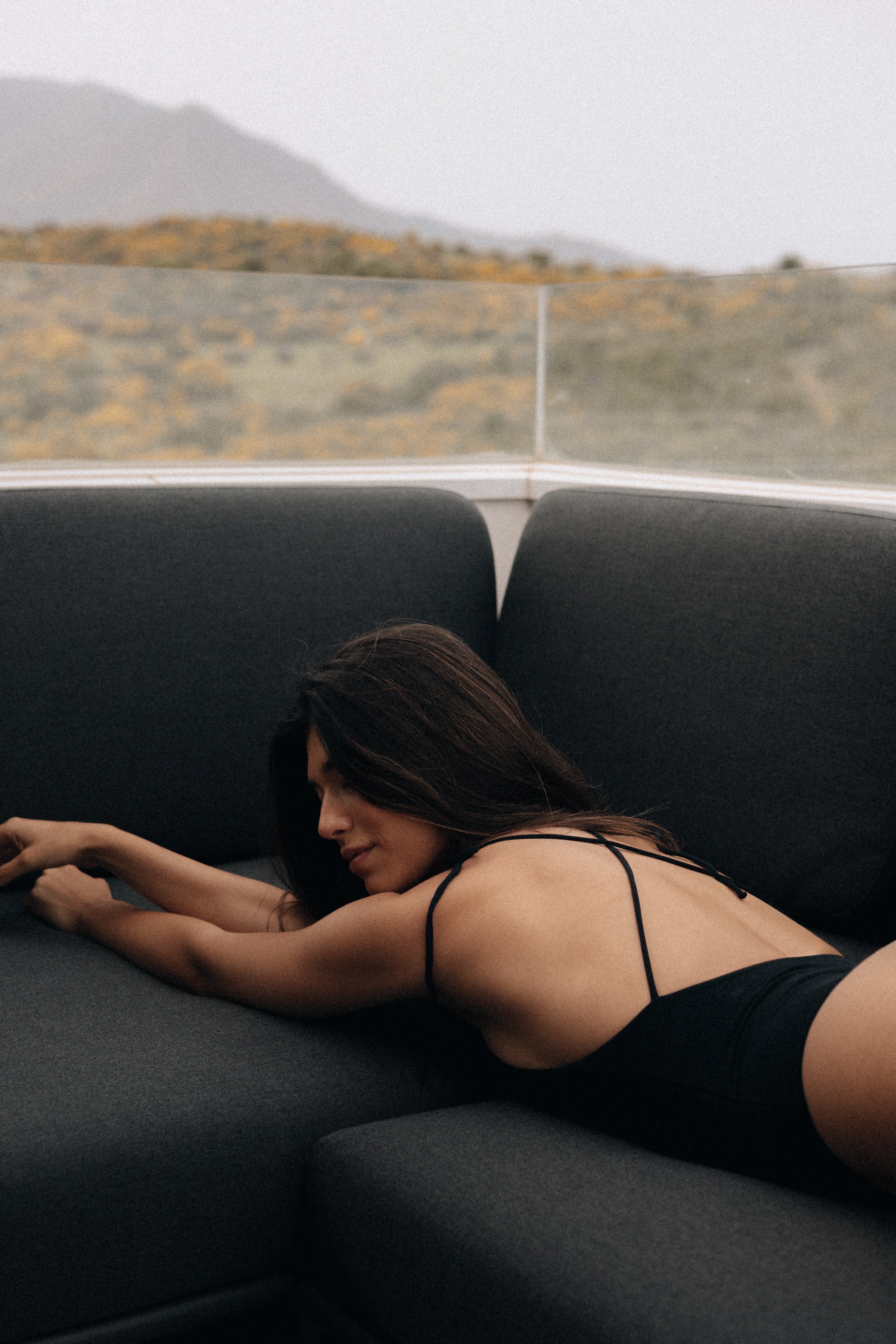 Neva Suit / Black Ribbed